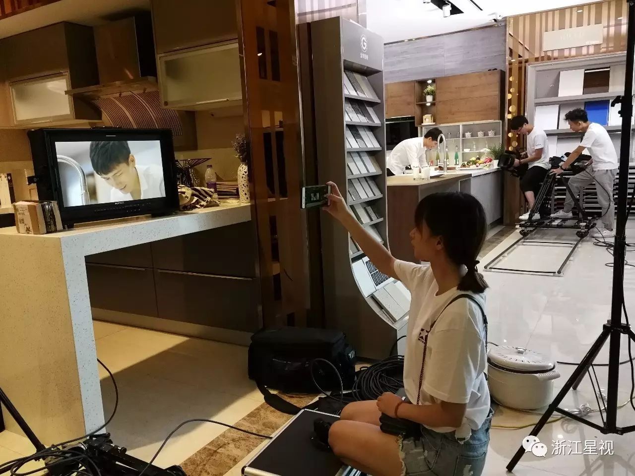 5c98467a7d990.jpg 8.jpg